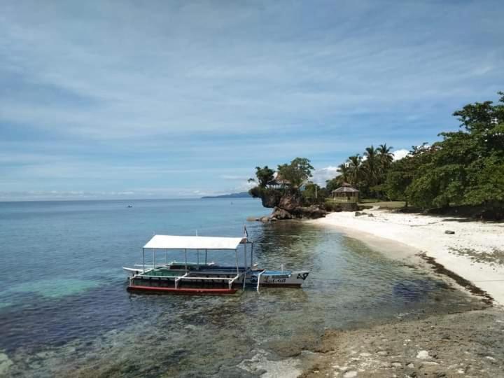 1Peace Beach Resort Anda  Exterior photo